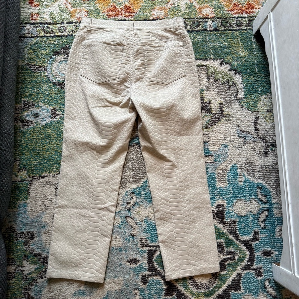 Lafayette 148 New York Croc Embossed Cream Straight Leg Pants - Picture 8 of 8
